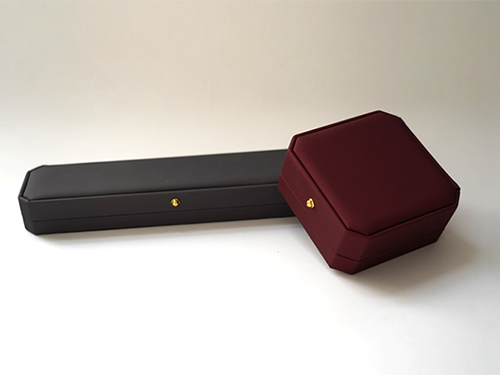 改進印(yin)刷工藝，發展綠色(se)印刷